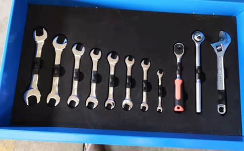 RFID技術(shù)在工具柜系統(tǒng)中的應(yīng)用